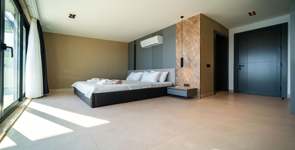 Villa Aura E