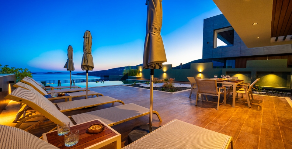 Villa Aura D