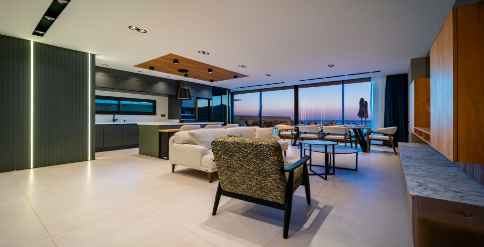 Villa Aura C