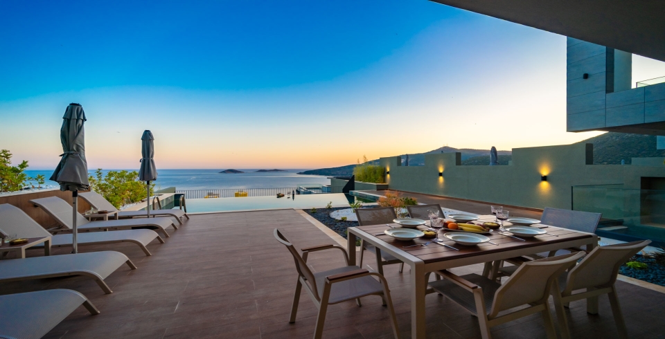Villa Aura D