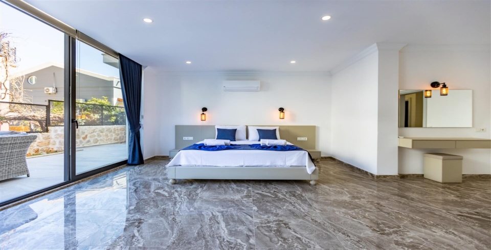 Villa Royal Hills 1