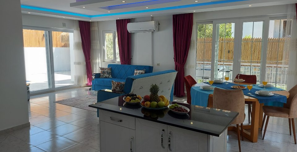 Villa Maviş