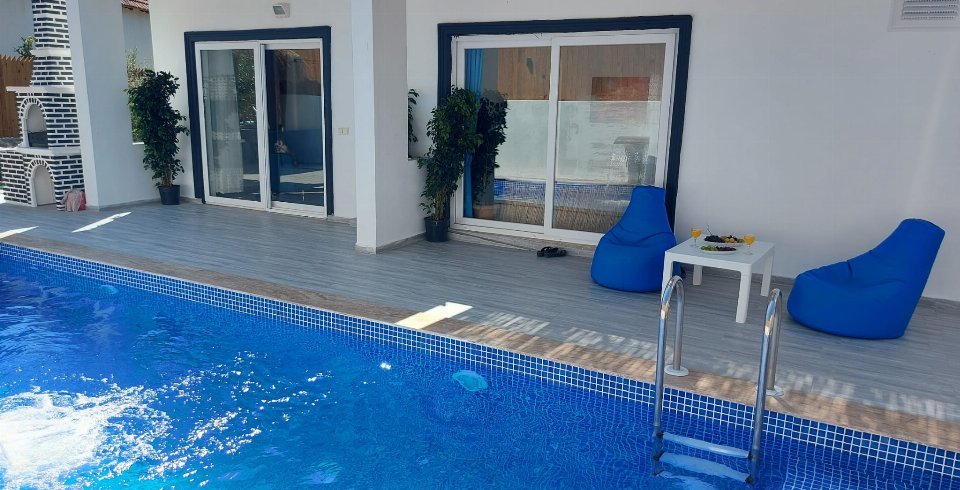 Villa Maviş